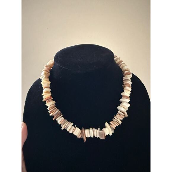 Vintage Shell Puka Necklace Surfer Beach Hawaiian Brow White 90s Y2K Coastal - Picture 1 of 5